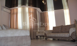 דירה 80 מ"ר - זוראבה גורגילדזה, Batumi, גאורגיה