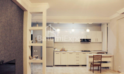 דירה 3-комн 85 m² - יוריבסקאיה, Batumi