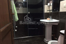 דירה 4-комн 74 m² - יוריבסקאיה, Batumi