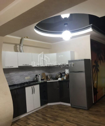 דירה 3-комн 73 m² - המלך פרנבאז, Batumi