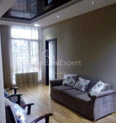דירה 3-комн 70 m² - יוריבסקאיה, Batumi