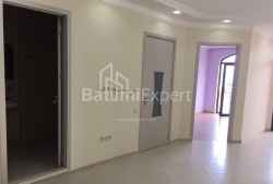 דירה 4-комн 73 m² - איליה צ'בצ'וואדזה, Batumi