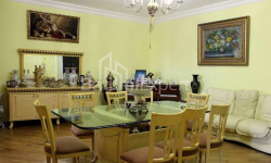 דירה 5-комн 135 m² - יוריבסקאיה, Batumi