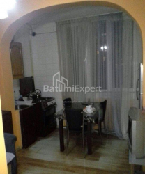 דירה 4-комн 80 m² - פטרה מליקשווילי, Batumi
