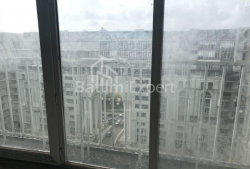 דירה 4-комн 75 m² - שריף חימשיאשווילי, Batumi