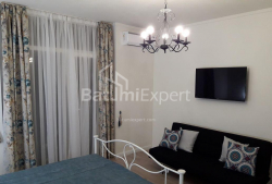 דירה 33 מ"ר - שריף חימשיאשווילי, Batumi, גאורגיה