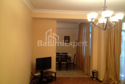 דירה 4-комн 100 m² - יוריבסקאיה, Batumi