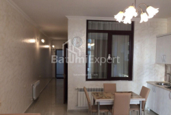 דירה 48 מ"ר - זוראבה גורגילדזה, Batumi, גאורגיה