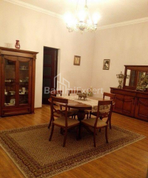 דירה 4-комн 116 m² - אלכסנדרה פושקין, Batumi