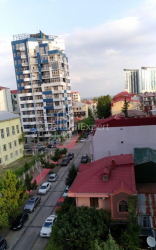 דירה 4-комн 110 m² - וכטנג גורגסלי, Batumi