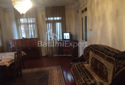 בית פרטי 4-комн 120 m² - יוריבסקאיה, Batumi