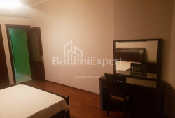 דירה 3-комн 100 m² - יוריבסקאיה, Batumi
