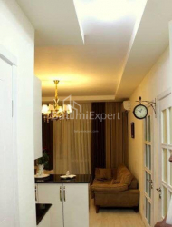 דירה 3-комн 50 m² - וכטנג גורגסלי, Batumi