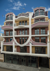 דירה 3-комн 96.4 m² - ישראפילה ג'ינצ'רדזה, Batumi
