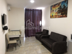 דירה 2-комн 45.8 m² - שריף חימשיאשווילי, Batumi