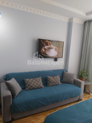 דירה 1-комн 30.7 m² - שריף חימשיאשווילי, Batumi