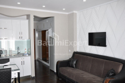 דירה 35 מ"ר - שריף חימשיאשווילי, Batumi, גאורגיה