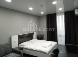 דירה 1-комн 35.7 m² - סמטת הגיבורים, Batumi