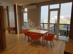 דירה 2-комн 59.5 m² - שריף חימשיאשווילי, Batumi
