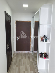 דירה 31 מ"ר - שריף חימשיאשווילי, Batumi, גאורגיה