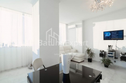 דירה 76.5 מ"ר - ניקו פירוסמני, Batumi, גאורגיה