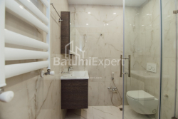 דירה 62.2 מ"ר - זוראבה גורגילדזה, Batumi, גאורגיה