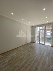 דירה 2-комн 40.5 m² - שריף חימשיאשווילי, Batumi