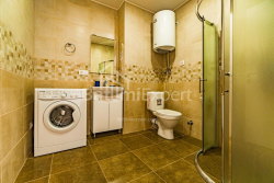 דירה 2-комн 65.5 m² - דוד אגמשנבלי, Kobuleti