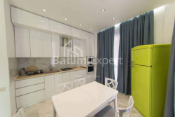 בית פרטי 4-комн 170 m² - כביש מהיר של שדה התעופה, Batumi