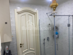 דירה 100 מ"ר - זוראבה גורגילדזה, Batumi, גאורגיה