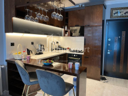 דירה 3-комн 59 m² - סמטת הגיבורים, Batumi