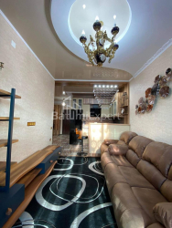 דירה 3-комн 60 m² - סמטת הגיבורים, Batumi