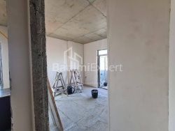 דירה 4-комн 96.5 m² - פטרה בגרציוני, Batumi