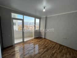 דירה 71.5 מ"ר - שריף חימשיאשווילי, Batumi, גאורגיה