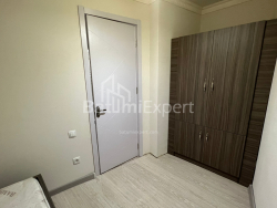 דירה 72 מ"ר - ניקו פירוסמני, Batumi, גאורגיה