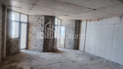 דירה 2-комн 49.2 m² - שריף חימשיאשווילי, Batumi