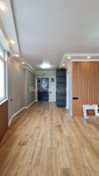 דירה 4-комн 101 m² - ואזה-פשבלה, Batumi