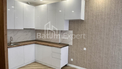 דירה 3-комн 60 m² - אלכסנדרה סולברידזה, Batumi