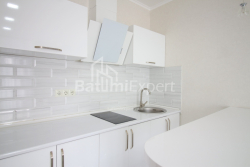 דירה 28 מ"ר - יוסף קובלדזה, Batumi, גאורגיה