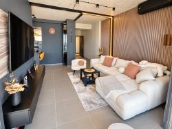 דירה 2-комн 56.6 m² - Шартава 18, בטומי