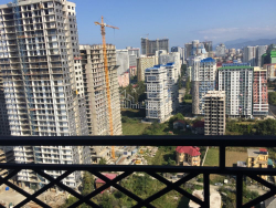 דירה 1-комн 39.4 m² - שריף חימשיאשווילי, Batumi