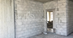 דירה 74.7 מ"ר - שריף חימשיאשווילי, בטומי, גאורגיה